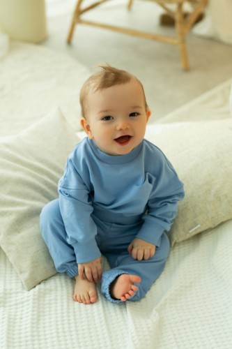 Przejdź do produktu Bluza dziecięca oversize - błękitne niebo