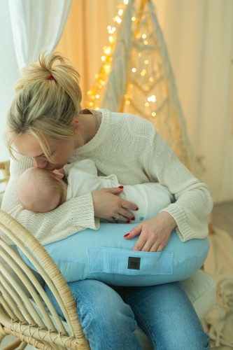 Przejdź do produktu Poduszka do karmienia - Pure Nest Collection - Błękitna