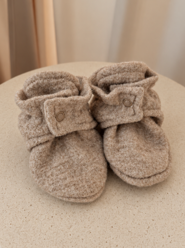 Przejdź do produktu Niechodki / Buciki dla niemowląt z 100% wełny merino - beżowe
