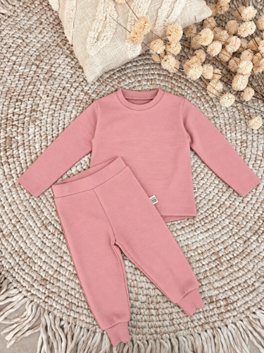 Przejdź do produktu Zestaw bluzka i spodnie  z 100% wełny merino - Zgaszony Róż